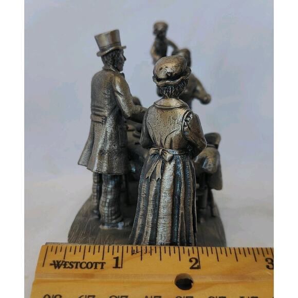 Tudor Mint Christmas Carol Pewter Figurine The Happy Ending Signed 706/5000 - Picture 12 of 14